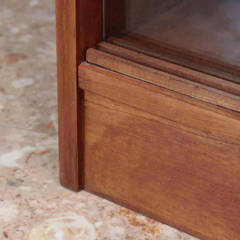 ガラス戸付きブックケース 本棚 チーク ヴィンテージ 木製 レトロ ミッドセンチュリー 北欧