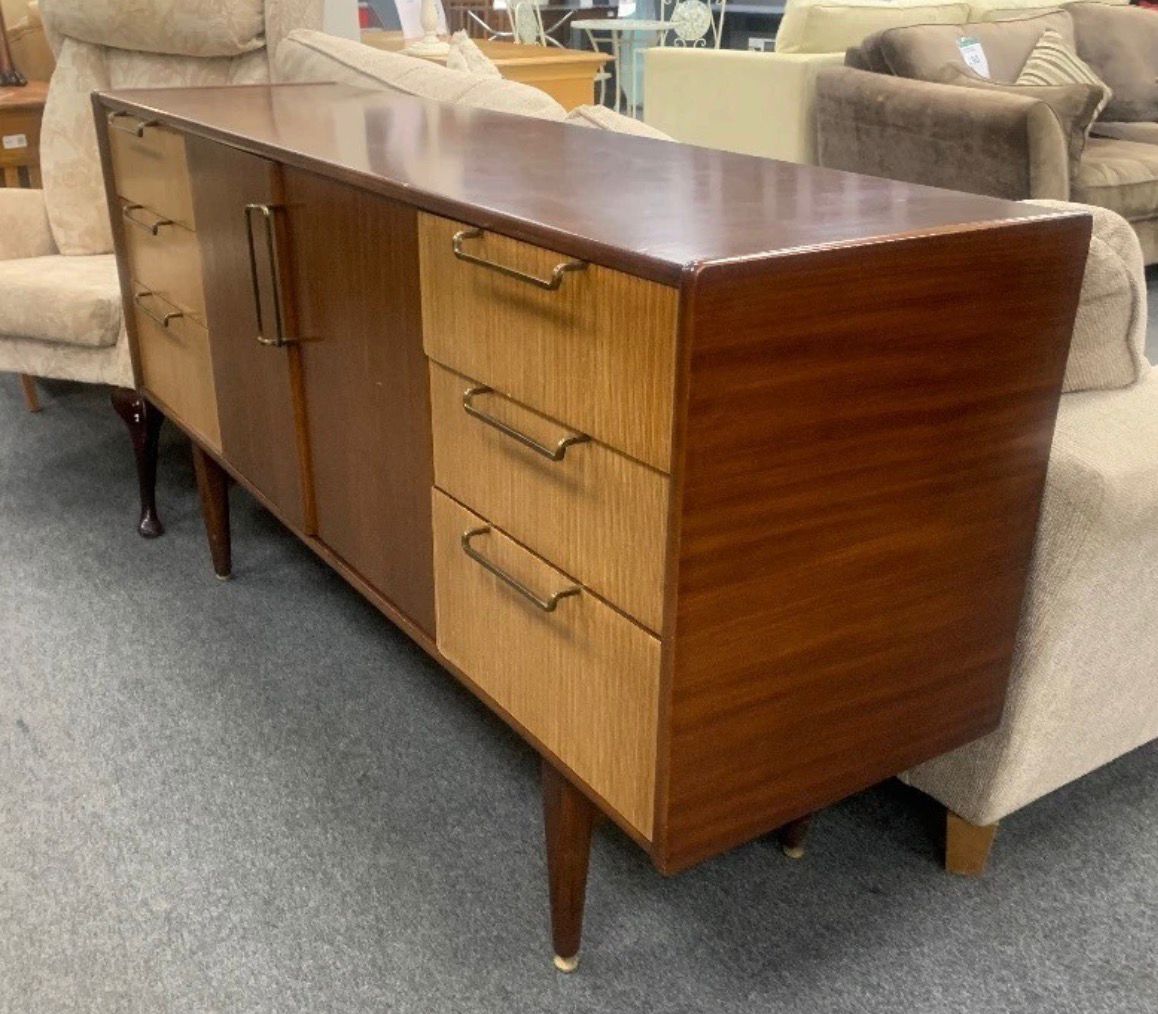 <入荷前先行予約> サイドボード Royal Heritage Furniture