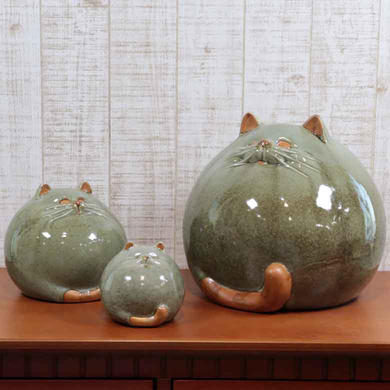 猫の置物 まるまるネコ 特大 陶器