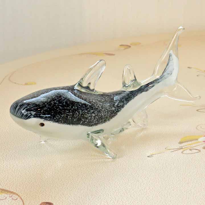 ガラスの置物 サメ シャーク オーナメント ガラス雑貨 オブジェ 硝子彫刻