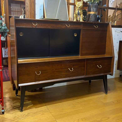 ショートサイドボード ヴィンテージ イギリス G-plan Tola&black librenza