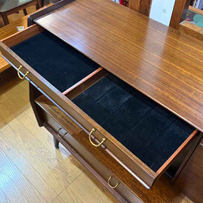 ショートサイドボード ヴィンテージ イギリス G-plan Tola&black librenza