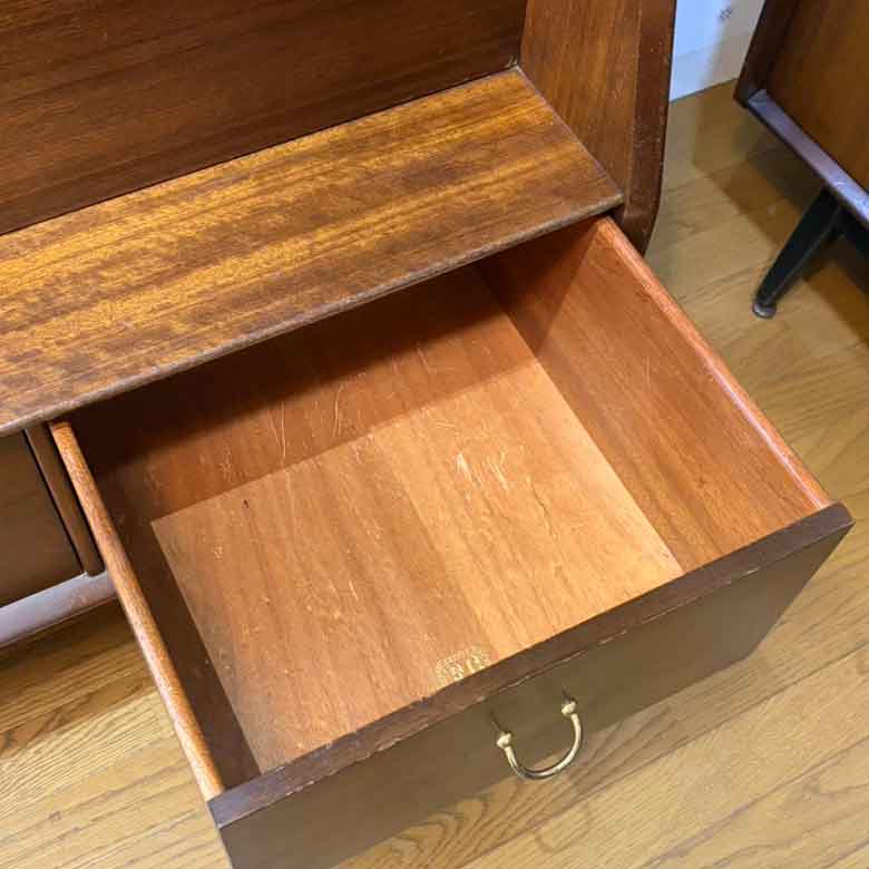 ショートサイドボード ヴィンテージ イギリス G-plan Tola&black librenza