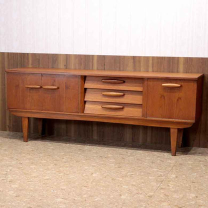 サイドボード ヴィンテージ イギリス JENTIQUE