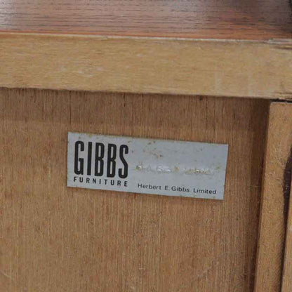 スリムキャビネット ヴィンテージ イギリス GIBBS