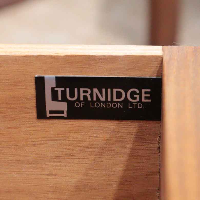 ガラスキャビネットTURNIDGE ヴィンテージ イギリス ショーケース