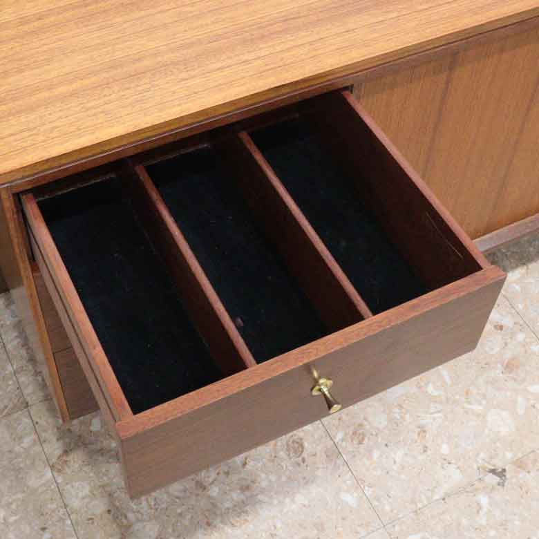 サイドボード Wrighton ヴィンテージ イギリス チーク 木製