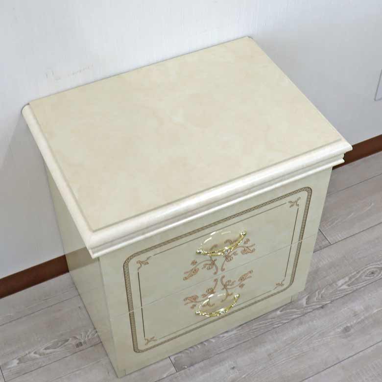 サルタレッリ フローレンス 2段チェスト アイボリー ナイトテーブル