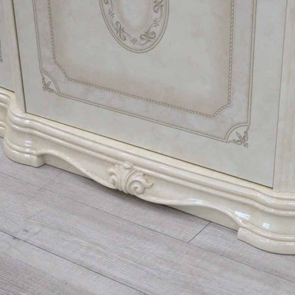 サルタレッリ アマルフィ 3ドアサイドボード アイボリー ローキャビネット