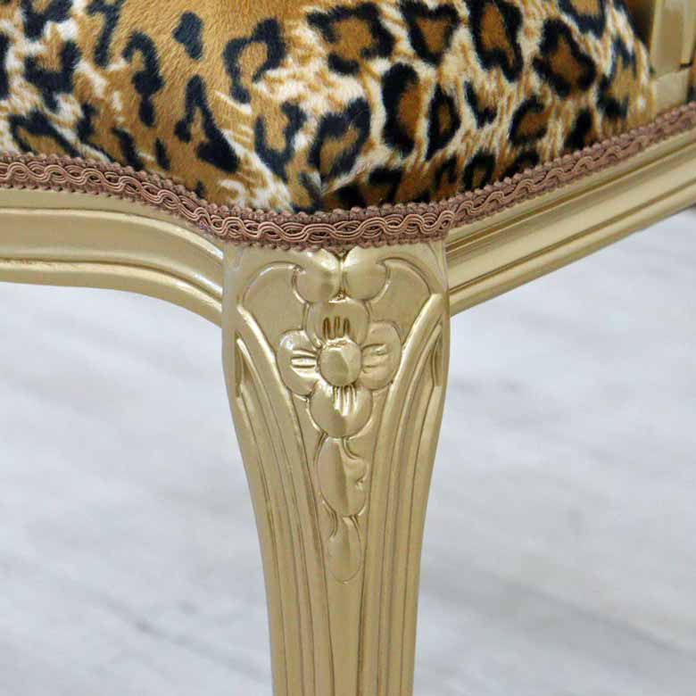 イタリア　ロココ様式クラシックアームチェア 　金彩木製フレーム　 1人掛けソファ イタリア ロココ様式クラシックアームチェア 金彩木製フレーム 1人掛け