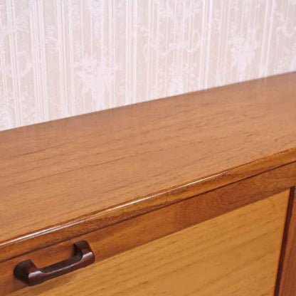 イギリス ヴィンテージ チーク材 ライティングビューロー付き キャビネット サイドボード