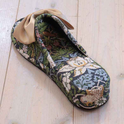 ロイヤルアーデン スリッパ ルームシューズ フリーサイズ バード＆ストロベリー いちご泥棒