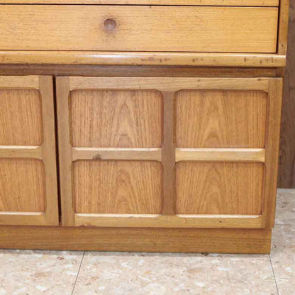 キャビネット ネイサン カップボード イギリス チーク 完成品 NATHAN