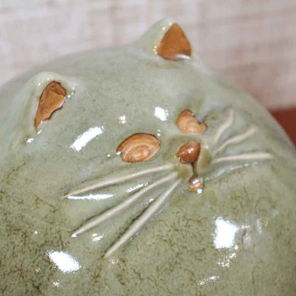 猫の置物 まるまるネコ 中 陶器