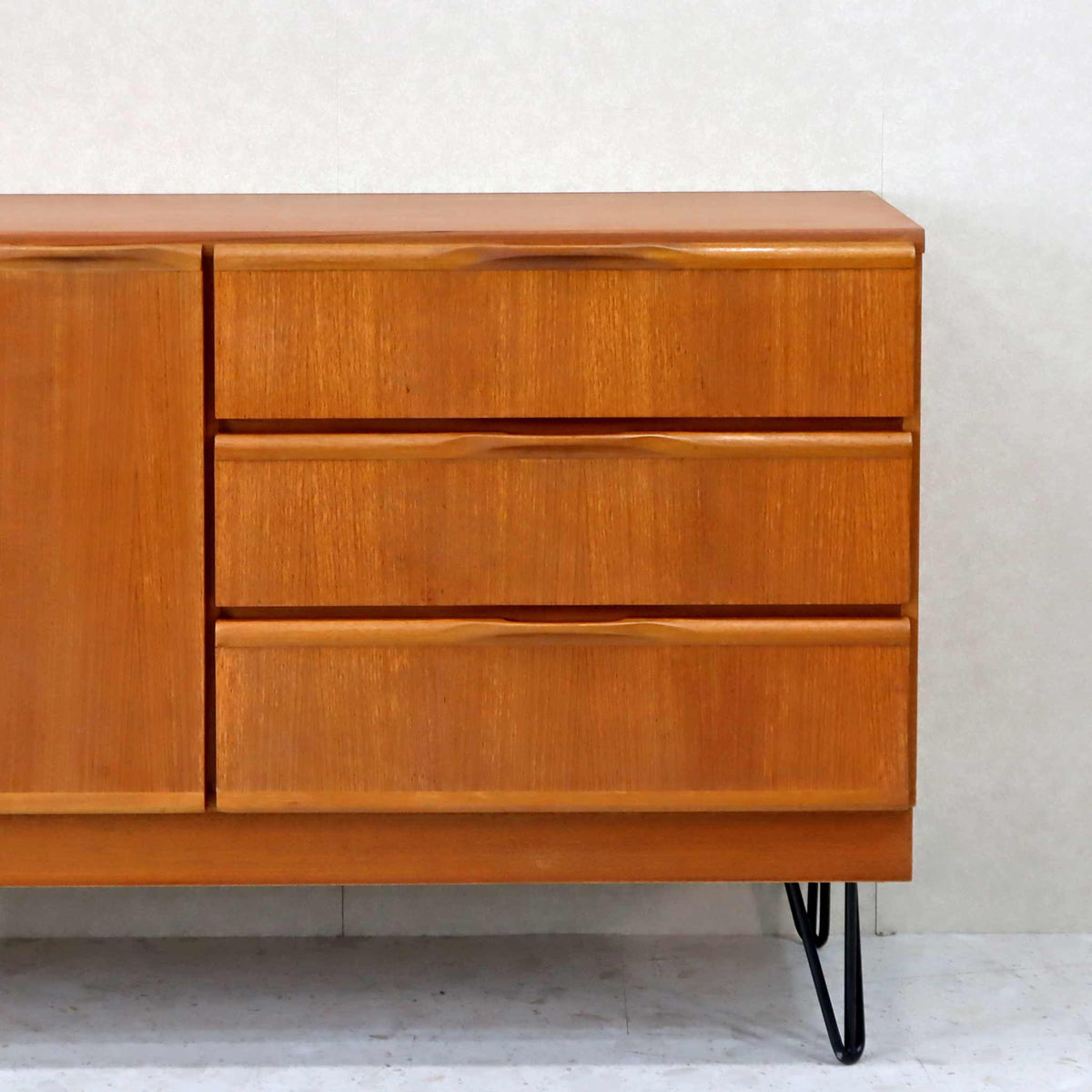 ローボード マッキントッシュ ヘアピンレッグ カスタム A.H. McIntosh イギリス チーク ヴィンテージ