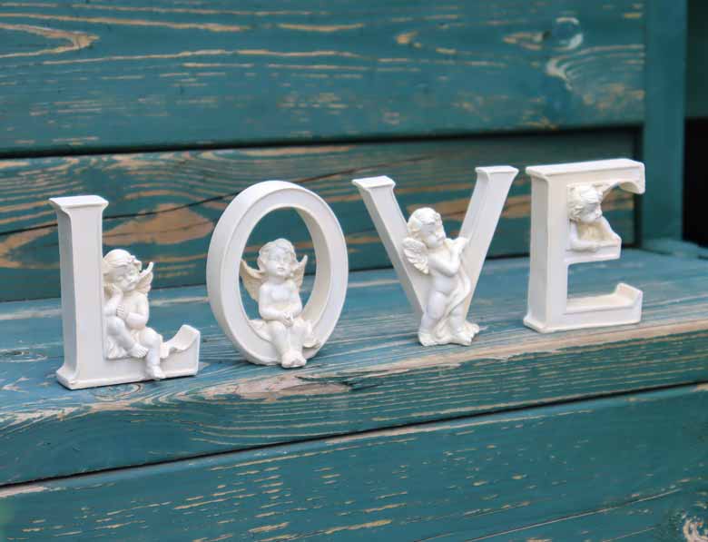 天使のオーナメント ガーデンオブジェ LOVE 置物