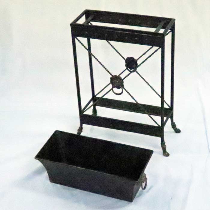 アイアンプランター スタンド付きプランター ライオンモチーフ ロートアイアン FM-555