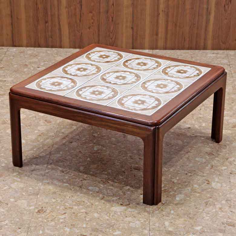 タイルトップテーブル G-PLAN ヴィンテージ イギリス 木製