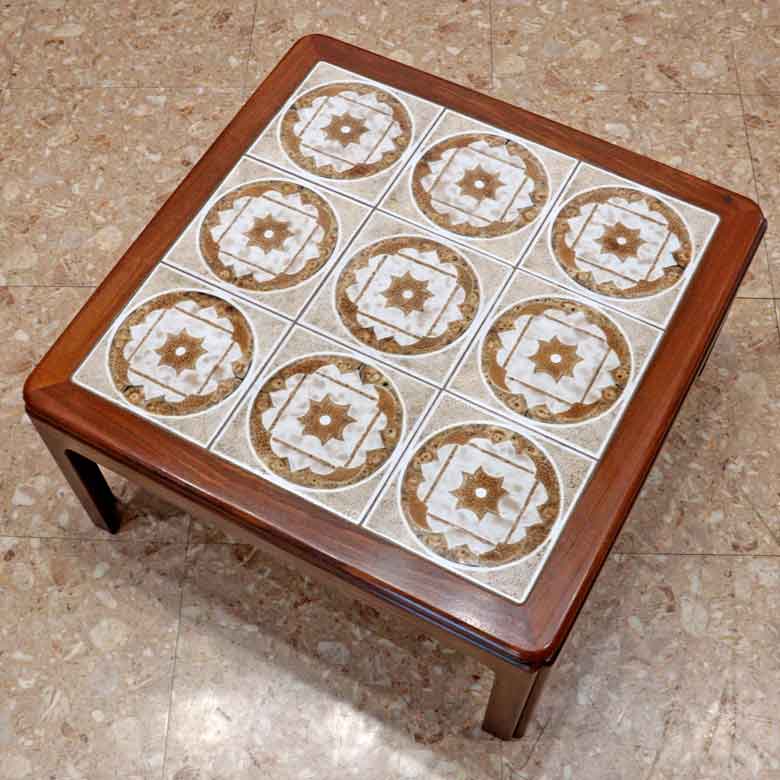 タイルトップテーブル G-PLAN ヴィンテージ イギリス 木製