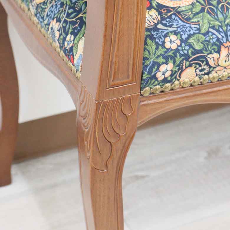 テレフォンベンチ いちご泥棒 ブルー 木製 ベンチ 猫脚 イタリア いちご泥棒 ベスト・オブ・モリス 日本