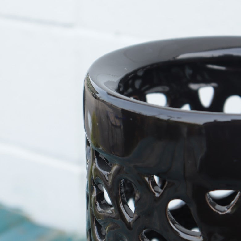 傘立て アンブレラスタンド 陶器製 透かし彫りアート ブラック モダン アート かさ立て エントランス 玄関