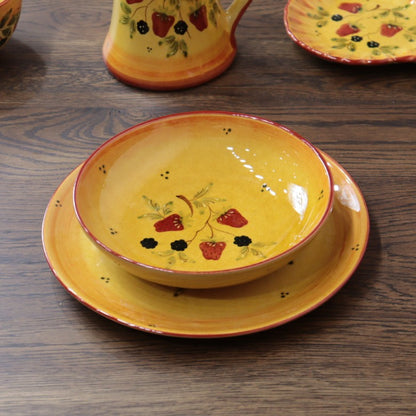 ポルトガル製 ラウンドプレート パスタ皿 21cm ストロベリー 陶器 ベリー柄