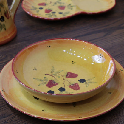 ポルトガル製 ラウンドプレート パスタ皿 21cm ストロベリー 陶器 ベリー柄