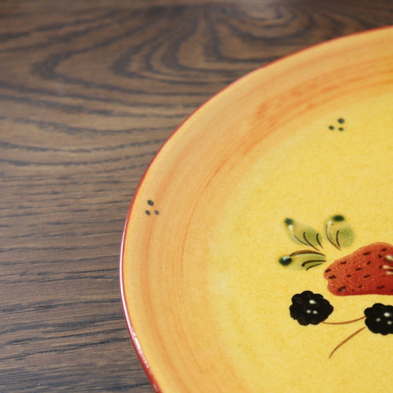 ポルトガル製 ディナープレート 丸皿 25cm ストロベリー 陶器 ベリー柄