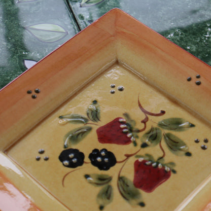 ポルトガル製 角型プレートM 20cmストロベリー 陶器 ベリー柄