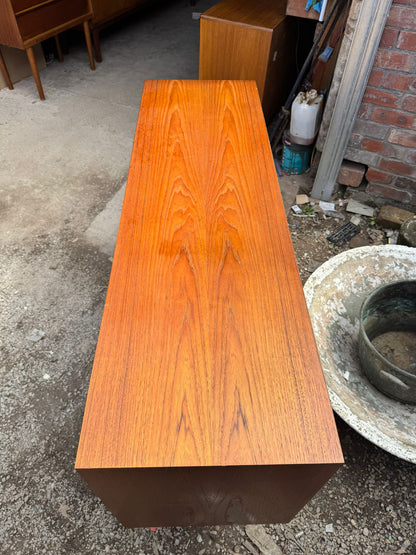 サイドボード デンマーク ヴィンテージ デニッシュ キャビネット