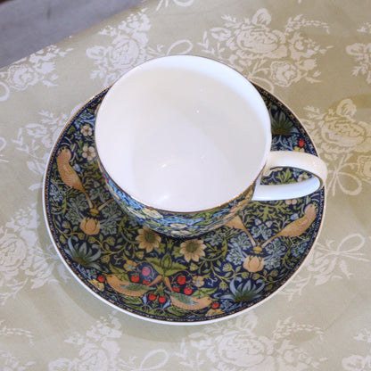 カップ&ソーサー ロイヤルアーデン 陶器 バード＆ストロベリー いちご泥棒