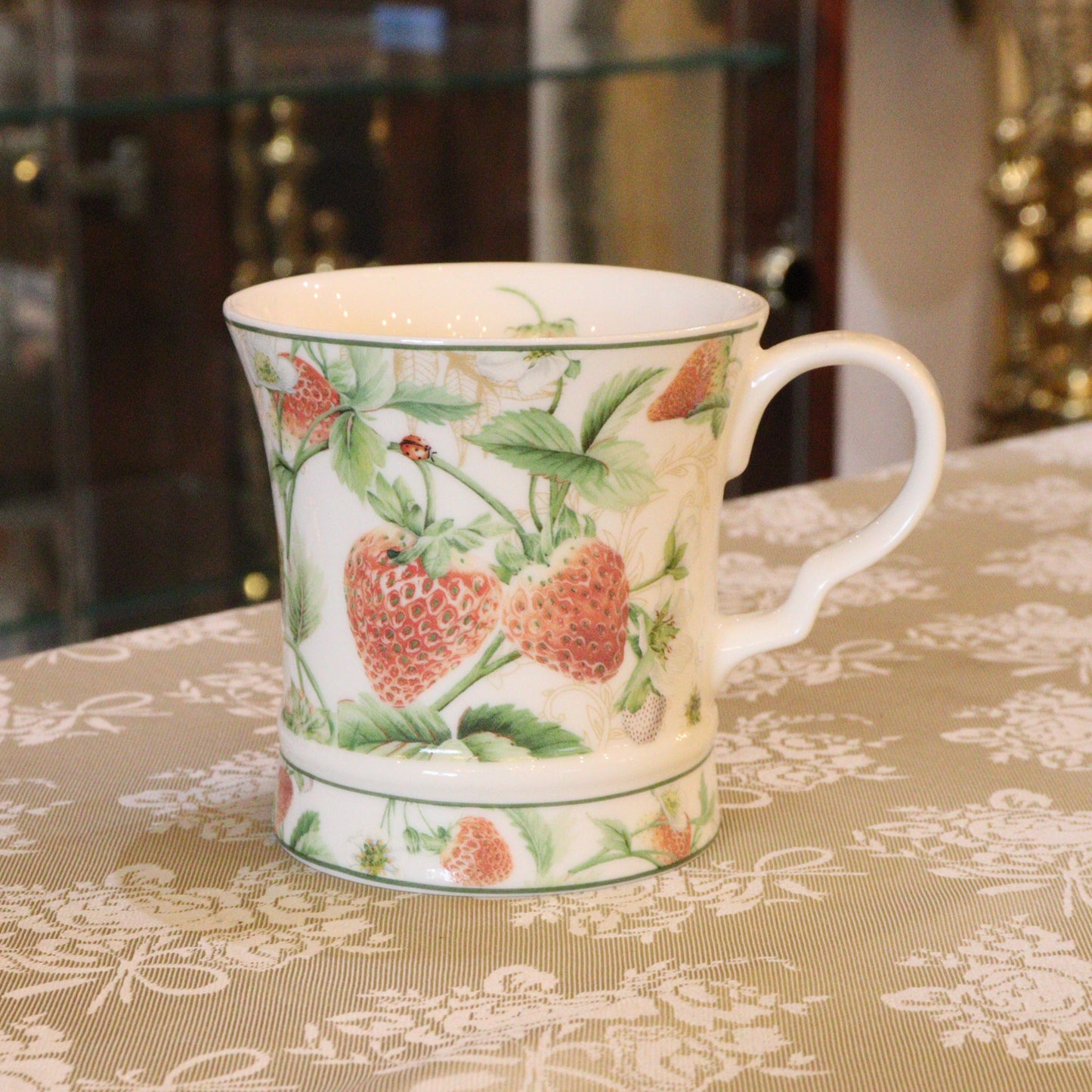 マグカップ ストロベリー ロイヤルアーデン 陶器 ギフトボックス入り