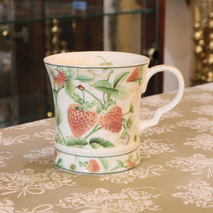 マグカップ ストロベリー ロイヤルアーデン 陶器 ギフトボックス入り