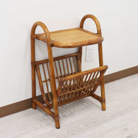 軽量ラタン テーブル付きマガジンラック 壁付 手作り サイドテーブル 軽い