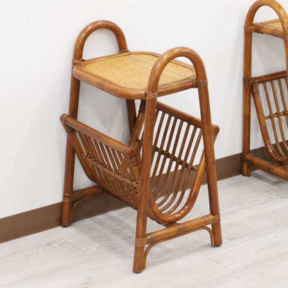 軽量ラタン テーブル付きマガジンラック 両面 手作り サイドテーブル 軽い