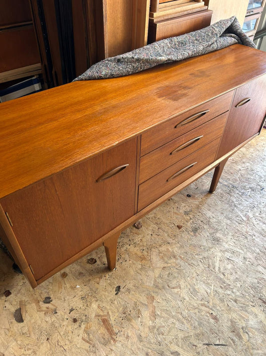 サイドボード Jentique ヴィンテージ イギリス キャビネット ジェンティーク