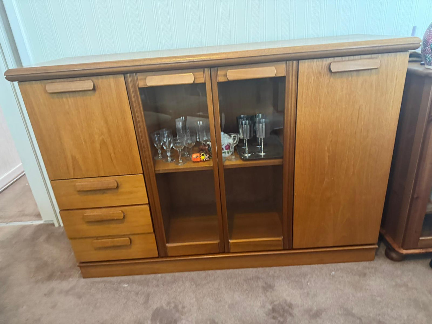 ディスプレイキャビネット White&Newton イギリス 木製 ヴィンテージ ホワイトニュートン