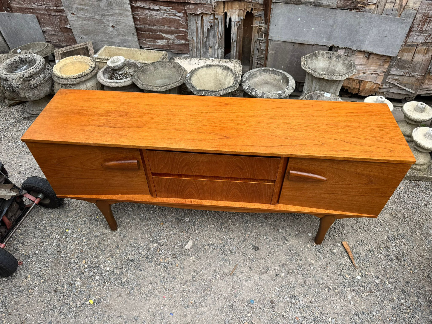 サイドボード Jentique ヴィンテージ イギリス キャビネット ジェンティーク