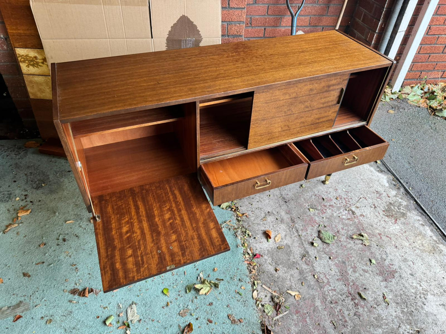 サイドボード G-plan ヴィンテージ イギリス Tola&black librenza　