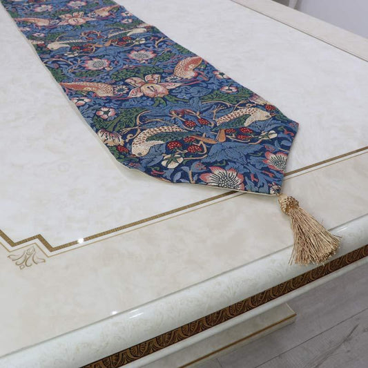 ジェニファーテイラー テーブルランナー 120cm いちご泥棒 JENNIFER TAYLOR