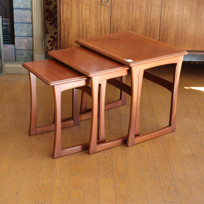 ネストテーブル Parker Knoll テーブルセット 3台 ヴィンテージ