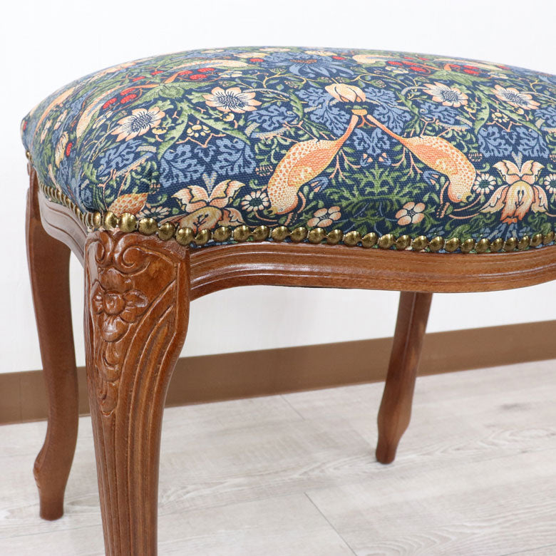 スツール いちご泥棒 ブルー 木製 猫脚 イタリア 玄関 オットマン 補助椅子 玄関用 完成品 ブラウン ベストオブモリス