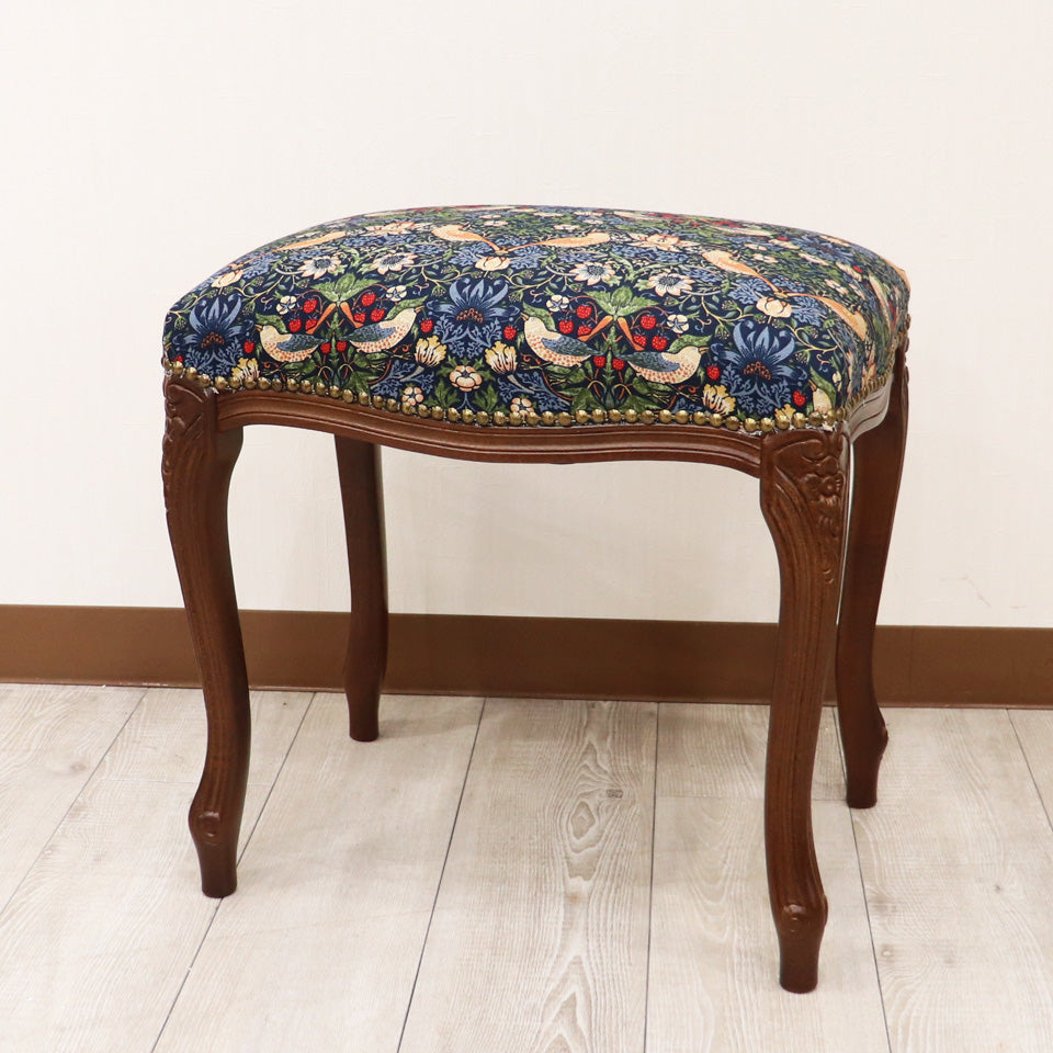 スツール いちご泥棒 ブルー 木製 猫脚 イタリア 玄関 オットマン 補助椅子 玄関用 完成品 ブラウン ベストオブモリス